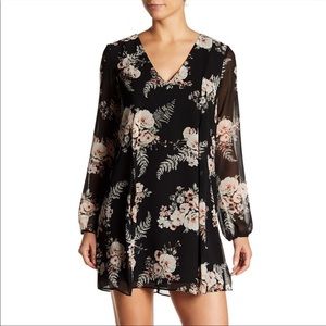 Bcbgeneration black floral mini dress small